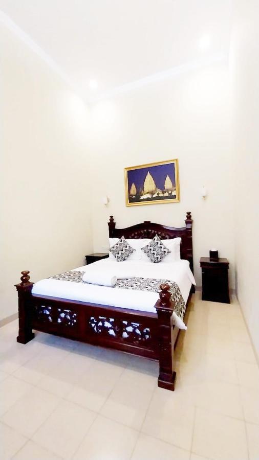 Tirtodipuran Hotel By Natts Hospitality Indonesia Γιογκιακάρτα Εξωτερικό φωτογραφία
