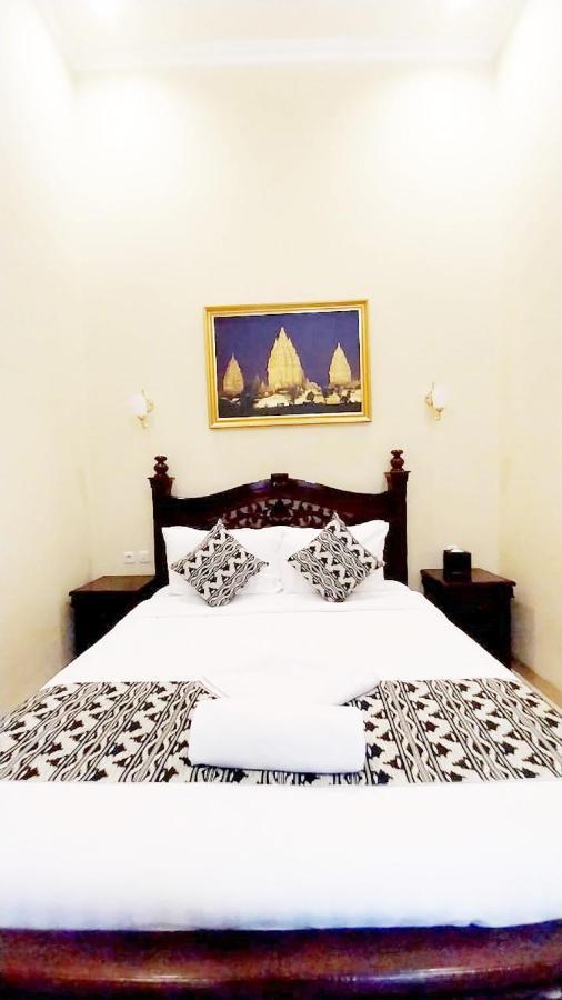 Tirtodipuran Hotel By Natts Hospitality Indonesia Γιογκιακάρτα Εξωτερικό φωτογραφία