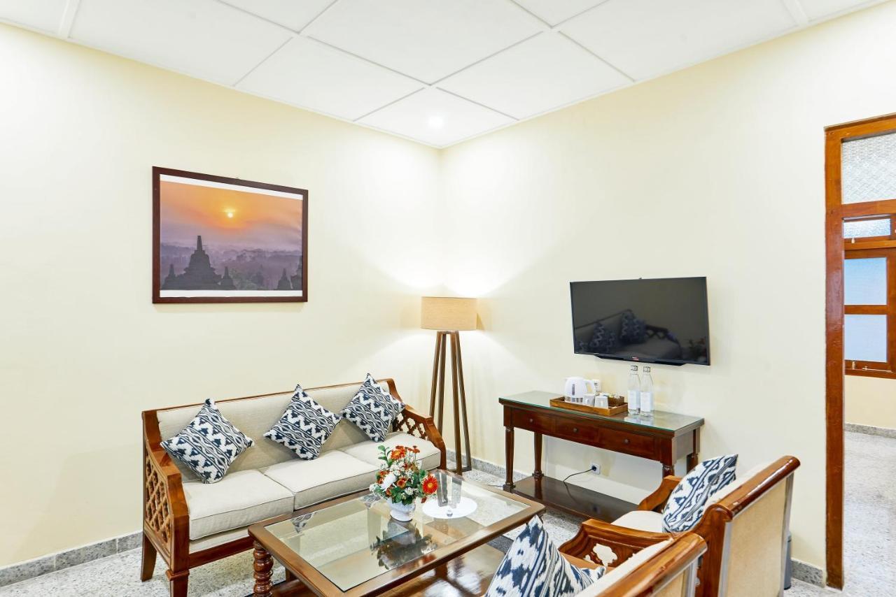 Tirtodipuran Hotel By Natts Hospitality Indonesia Γιογκιακάρτα Εξωτερικό φωτογραφία