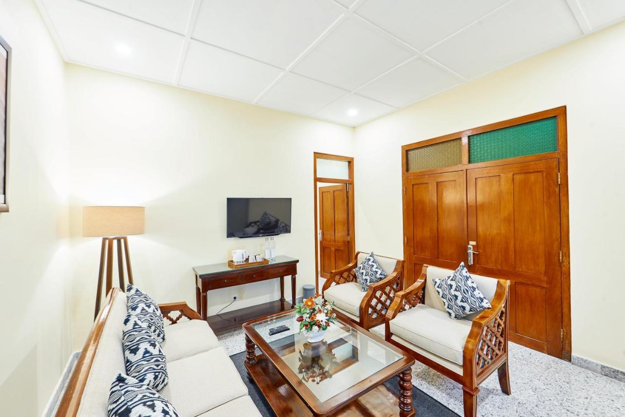 Tirtodipuran Hotel By Natts Hospitality Indonesia Γιογκιακάρτα Εξωτερικό φωτογραφία