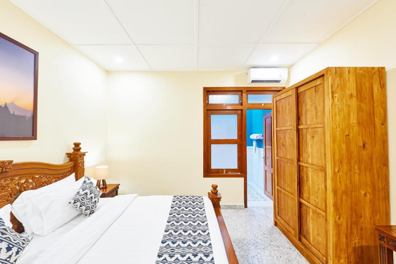 Tirtodipuran Hotel By Natts Hospitality Indonesia Γιογκιακάρτα Εξωτερικό φωτογραφία